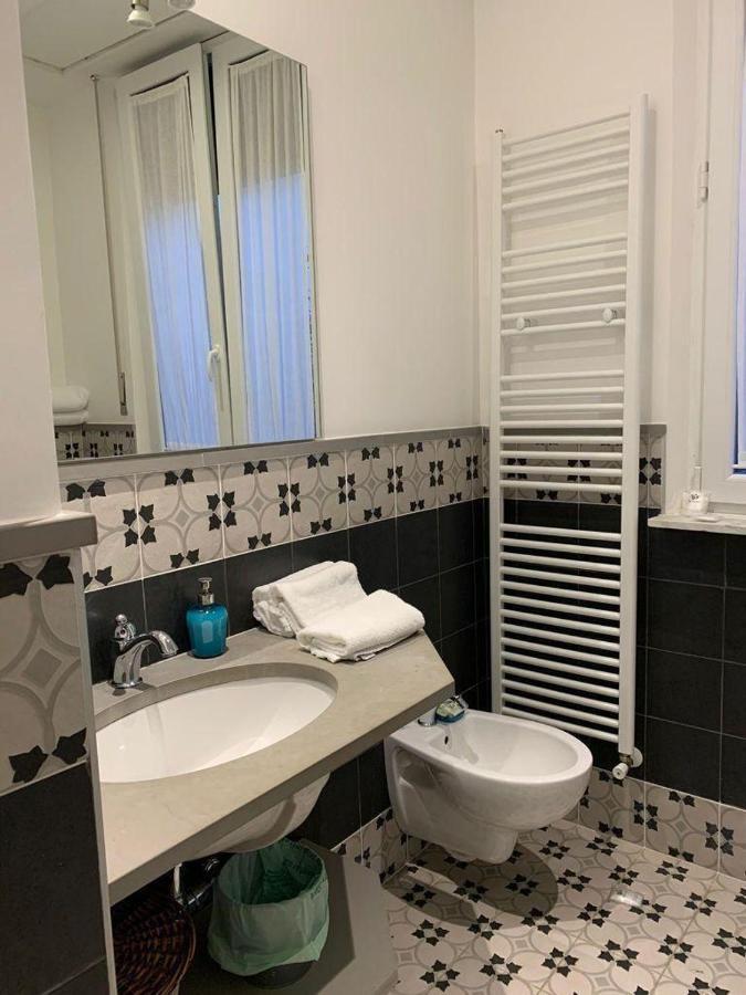 B&B Viale Italia 22 Follonica Eksteriør bilde